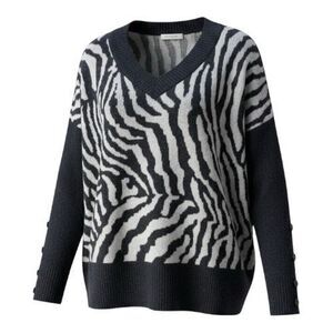 Joseph A. Women Grey Leopard Vneck Sweater Size L Oversized Slim Sleeve Pullover